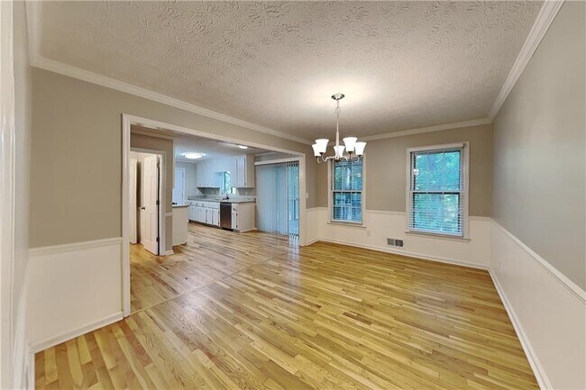Building Photo - 5220 Highland Trail