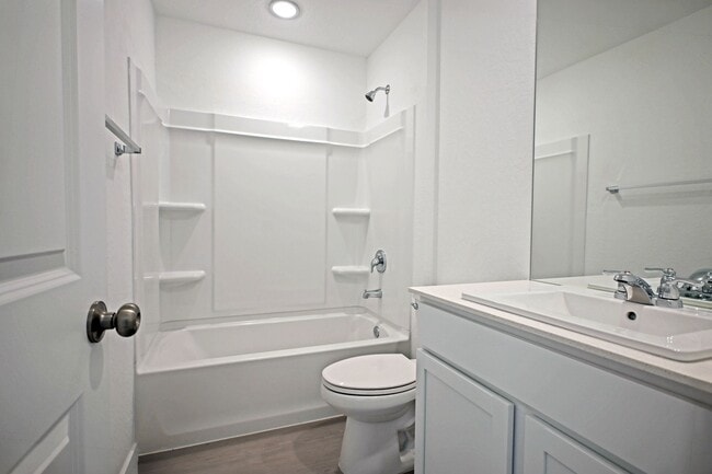 Building Photo - 7530 India Star