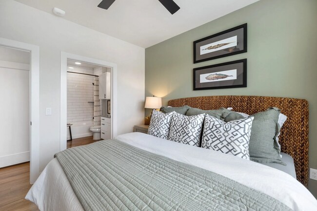 Building Photo - Modern 2 Bed in Cypress — 2 Months Free, $1,000 GC, No Deposit