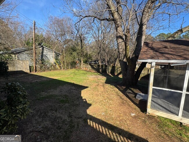 Building Photo - 5026 Chamblee Tucker Rd