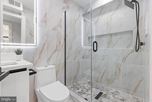 Building Photo - 3923 14th St NW