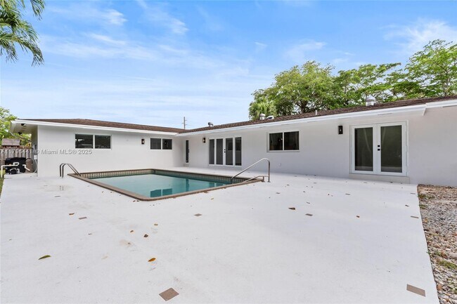 Building Photo - 8860 SW 160th St