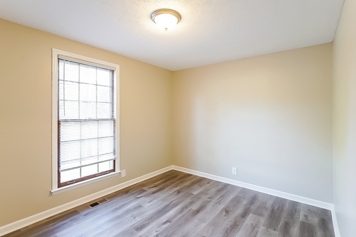 Building Photo - 104 Eldorado Ct