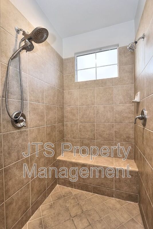 Building Photo - 5602 Jerry Litell Way