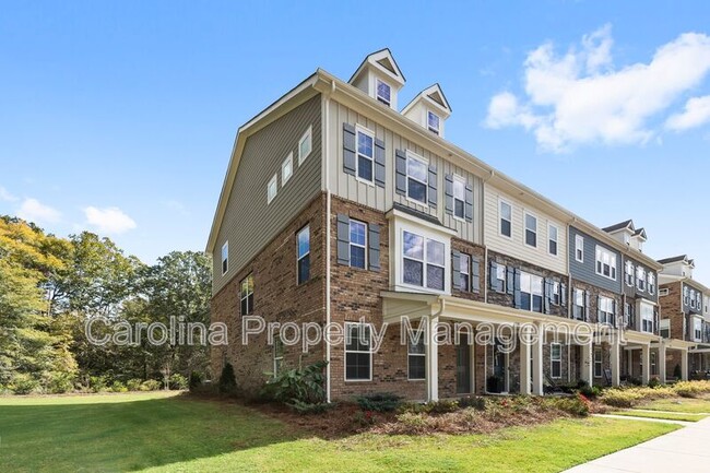 Building Photo - 10138 Hemingway Pl