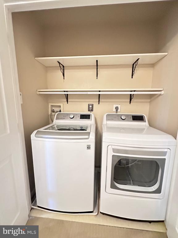 Building Photo - 783 Vanderbilt Terrace SE