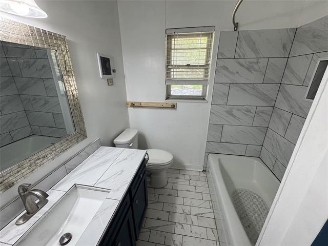 Building Photo - 1009 Imperial Dr