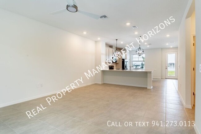 Building Photo - 1929 Transom Ln