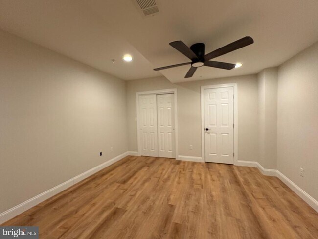 Building Photo - 107 Shilling Ave