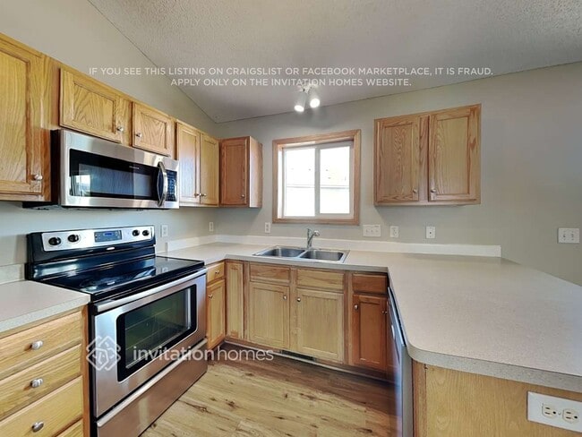 Building Photo - 6382 Marshall Ave NE