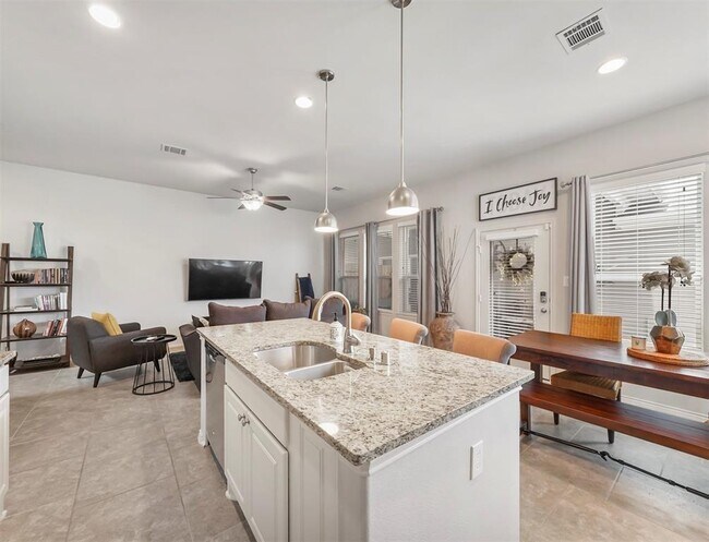 Building Photo - 17023 Canosa Dr