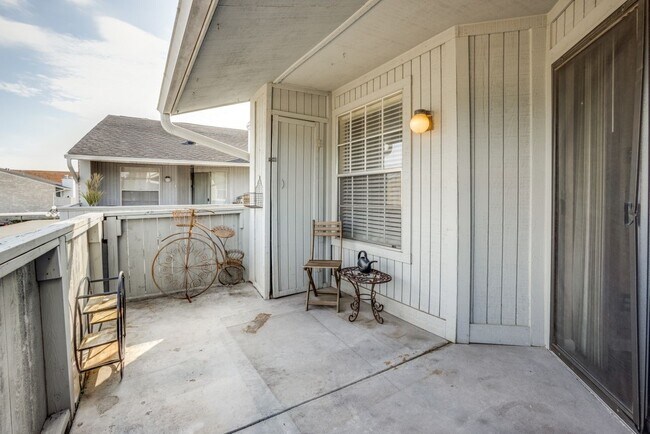 Building Photo - 8787 Brae Acres Rd