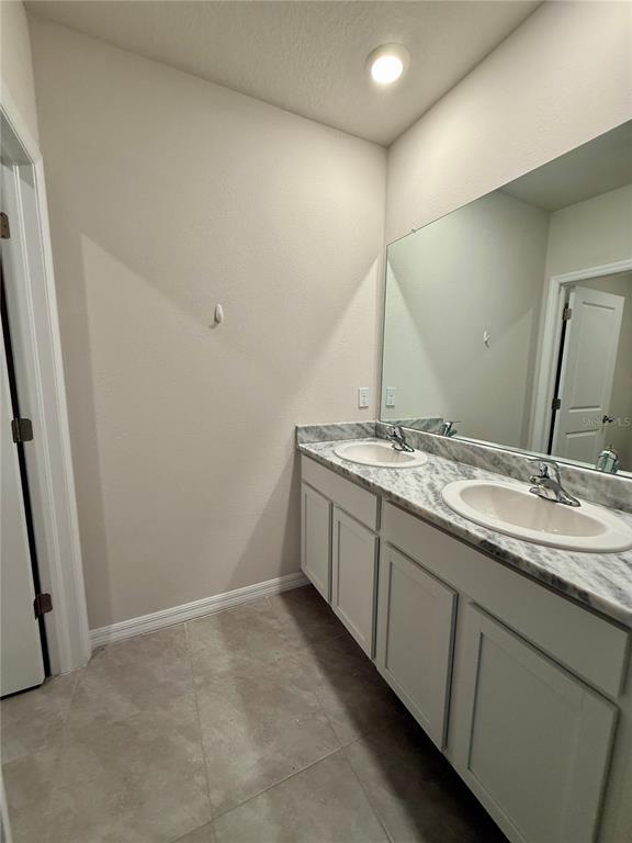 Building Photo - 18011 Canopy Pl