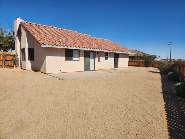 Building Photo - COMING SOON! Must See!!! Nice house at the end of a Cul de Sac!