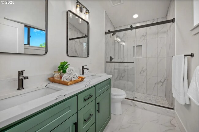 Building Photo - 3 Brand New Modern Urban 4 Bedroom 3 1/2 Bath Homes with Designer Finishes and Air Conditioning A...