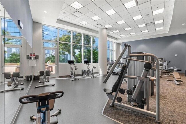 Building Photo - 1080 Peachtree St NE