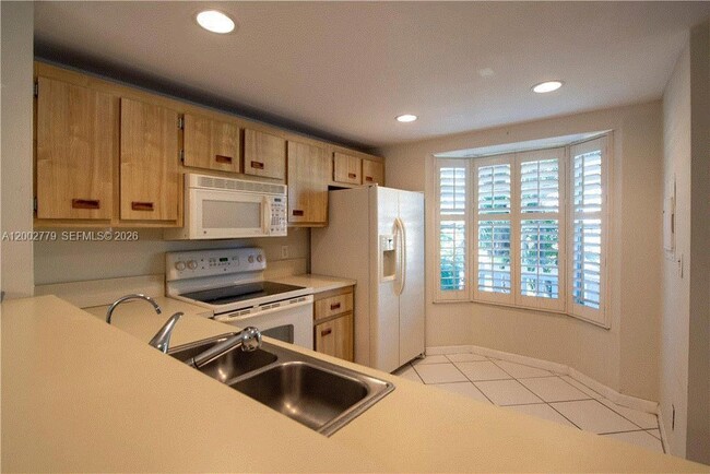 Building Photo - 81 SW 3rd St