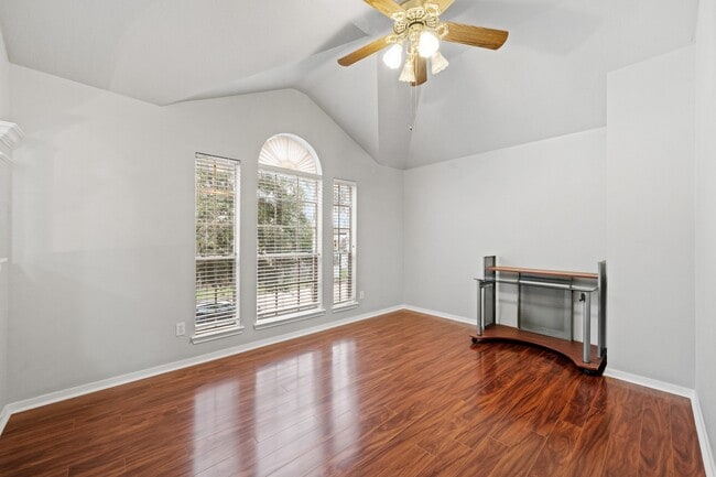 Building Photo - 3321 Sapling Oak Dr