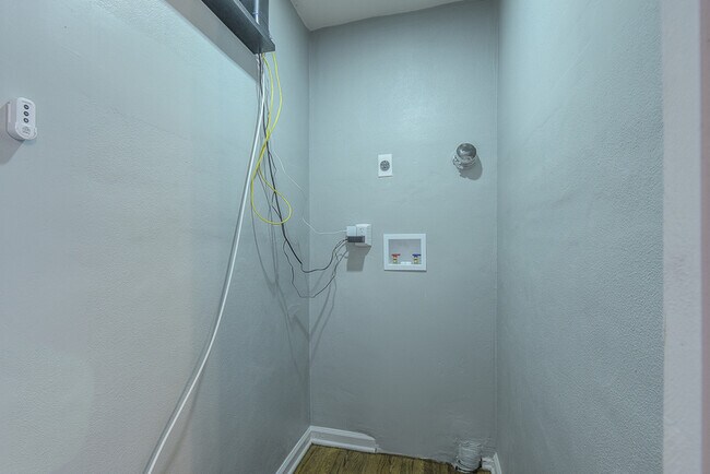 Building Photo - 4108 Clark Ave
