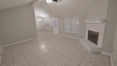 Building Photo - 1018 Three Forks Dr