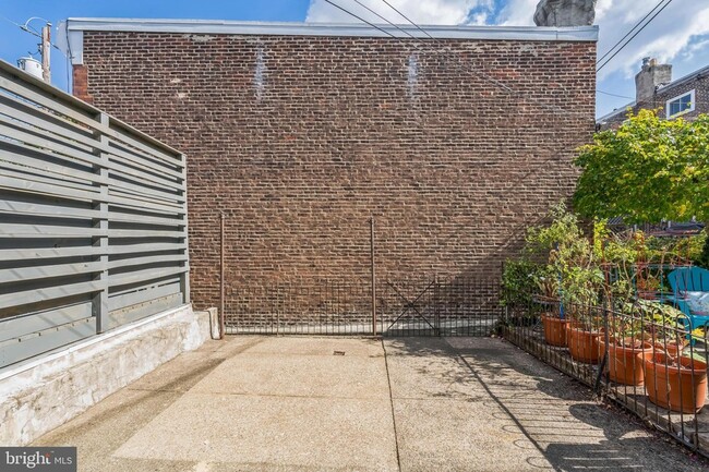 Building Photo - 4031 Pechin St