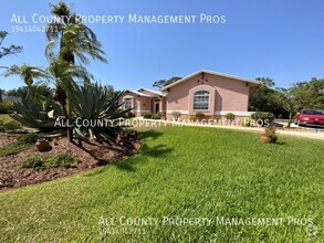 Building Photo - 1030 Bayshore Dr