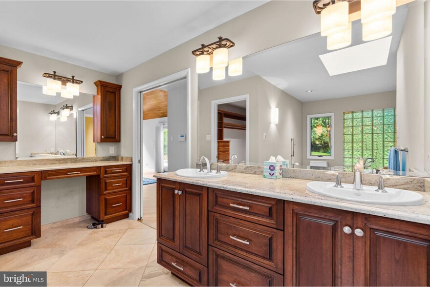 Building Photo - 4233 Buckskin Wood Dr