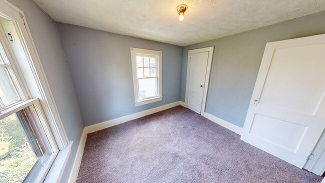 Building Photo - Coming soon- Close to downtown- 3 bedroom in Mansfield