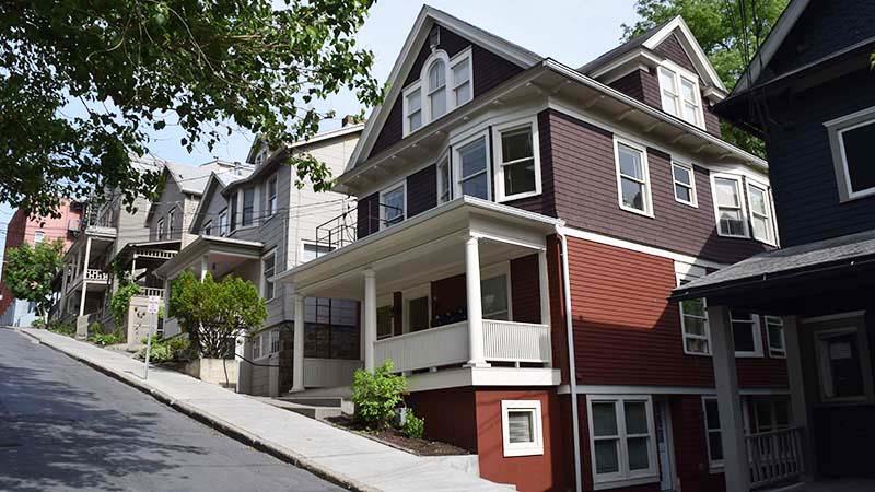 Building Photo - 203 Williams St