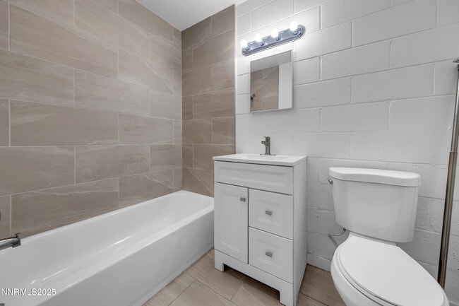 Building Photo - 12100 Himalaya St