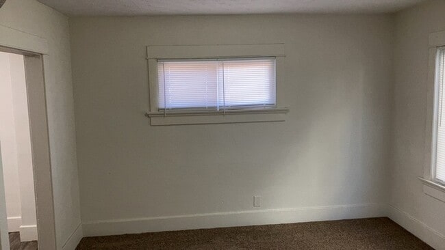 Building Photo - 237 Westwood Ave