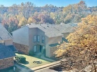 Building Photo - 1622 Windhill Ave