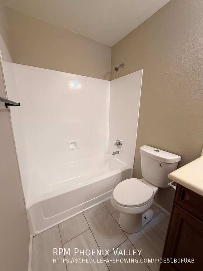 Building Photo - 5351 N Rattler Ct