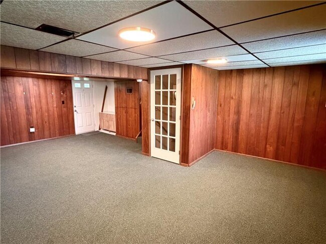 Building Photo - 314 N Highland Ave