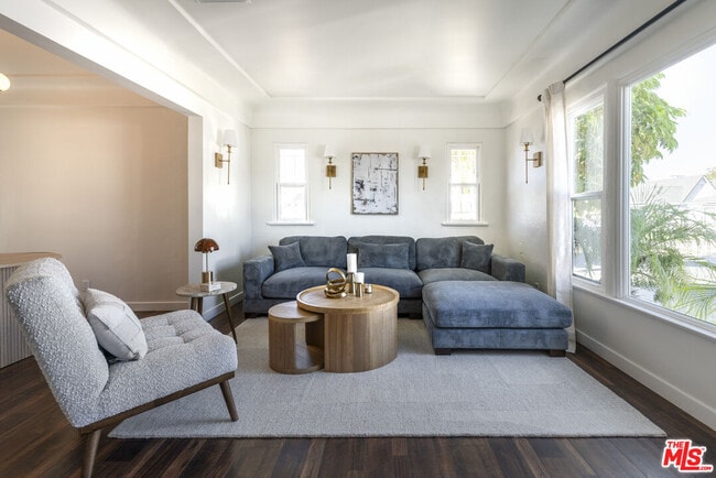 Building Photo - 7853 Brighton Ave