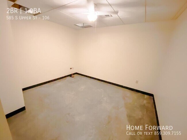 Building Photo - 585 S Upper St