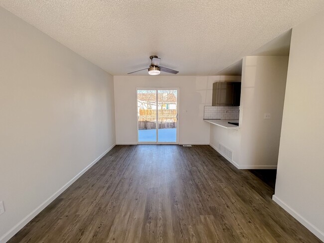 Building Photo - Finished Basement