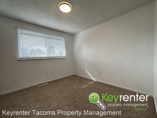 Building Photo - 3 br, 1.5 bath House - 10710 103rd St SW