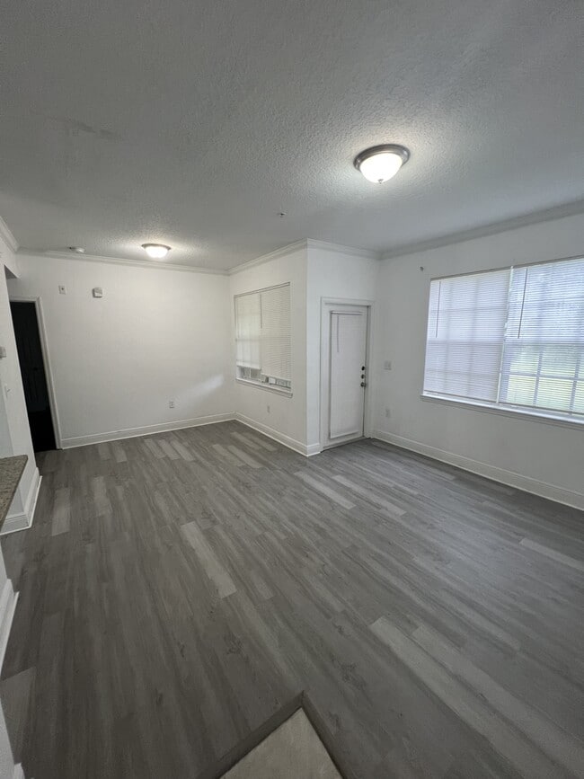 Building Photo - 2572 Robert Trent Jones Dr