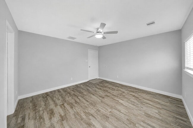 Building Photo - 4732 Carmen St
