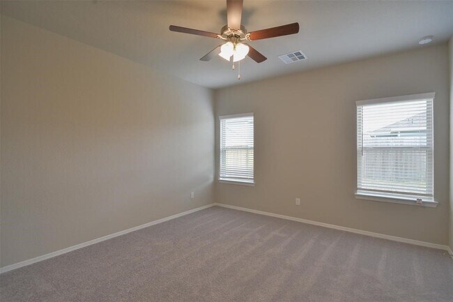 Building Photo - 24730 Winema Wds Ln