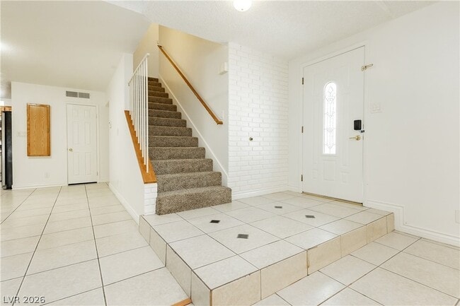 Building Photo - 3969 Manford Cir