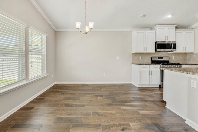 Building Photo - Aberdeen community