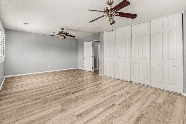 Building Photo - 1636 Avenida Aviare