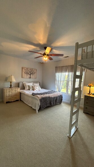 Building Photo - 3410 Kates Way