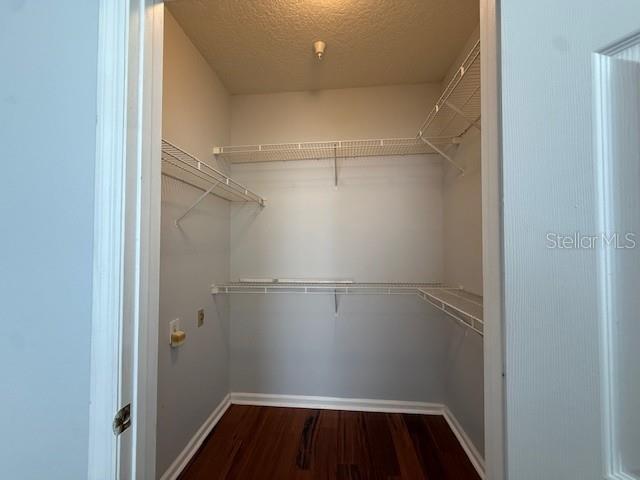 Building Photo - 2212 Bay Club Cir