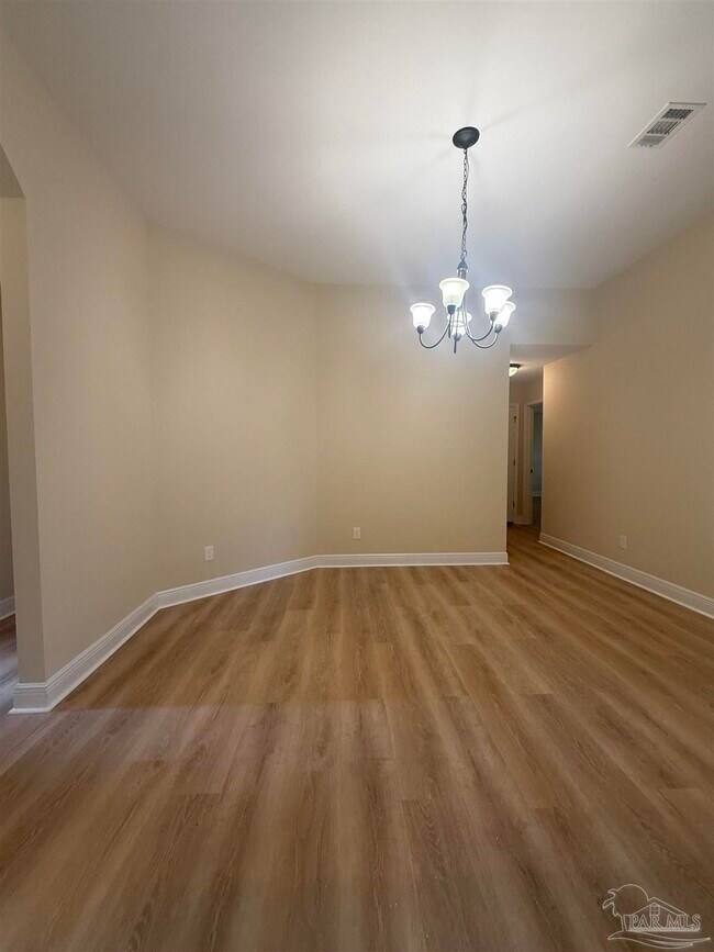 Building Photo - 5973 Chi Chi Cir