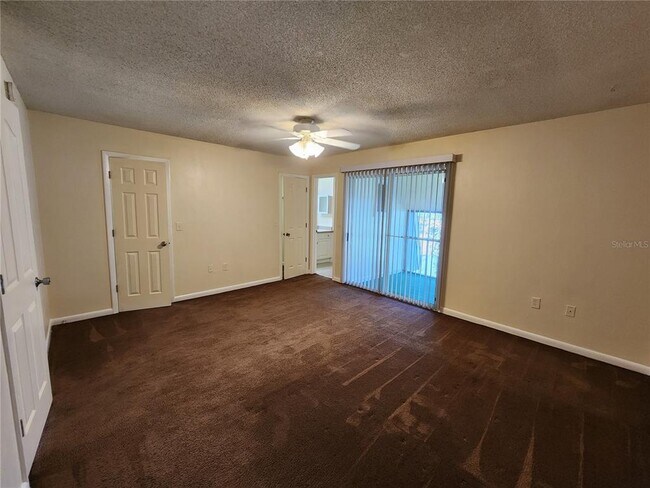 Building Photo - 501 SW 75th St