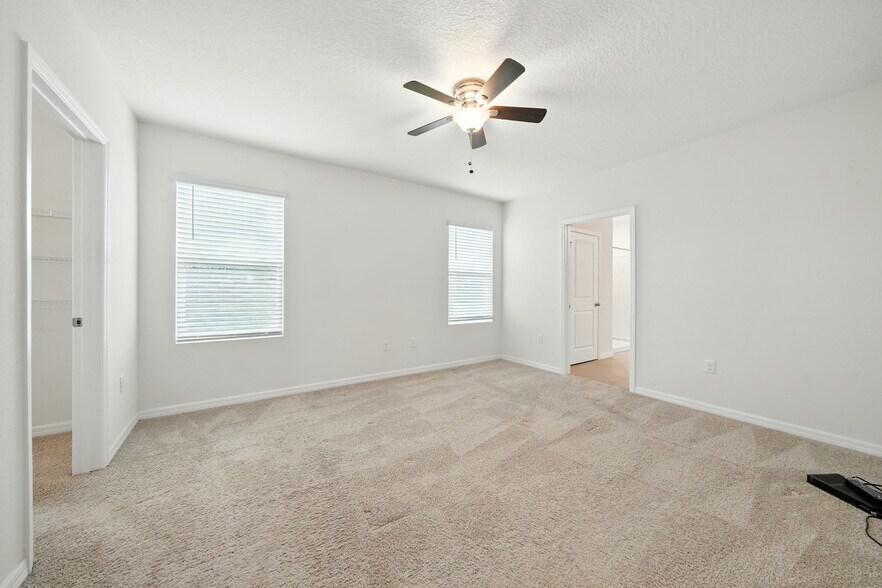 Building Photo - 17006 Wave Tressle Pl