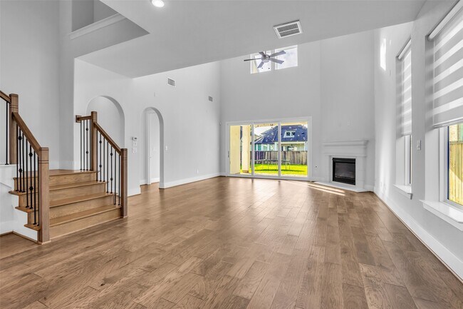Building Photo - 16 Clearview Terrace Pl